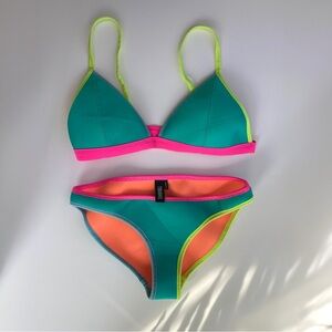 TRIANGL Neoprene Bikini Set - Top: S++ / Bottom: M